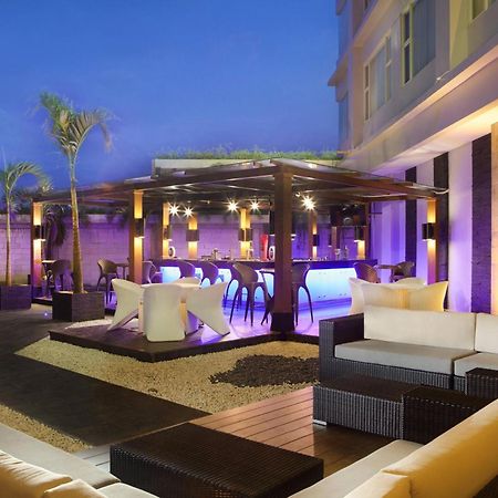 Four Points By Sheraton Manado Eksteriør billede