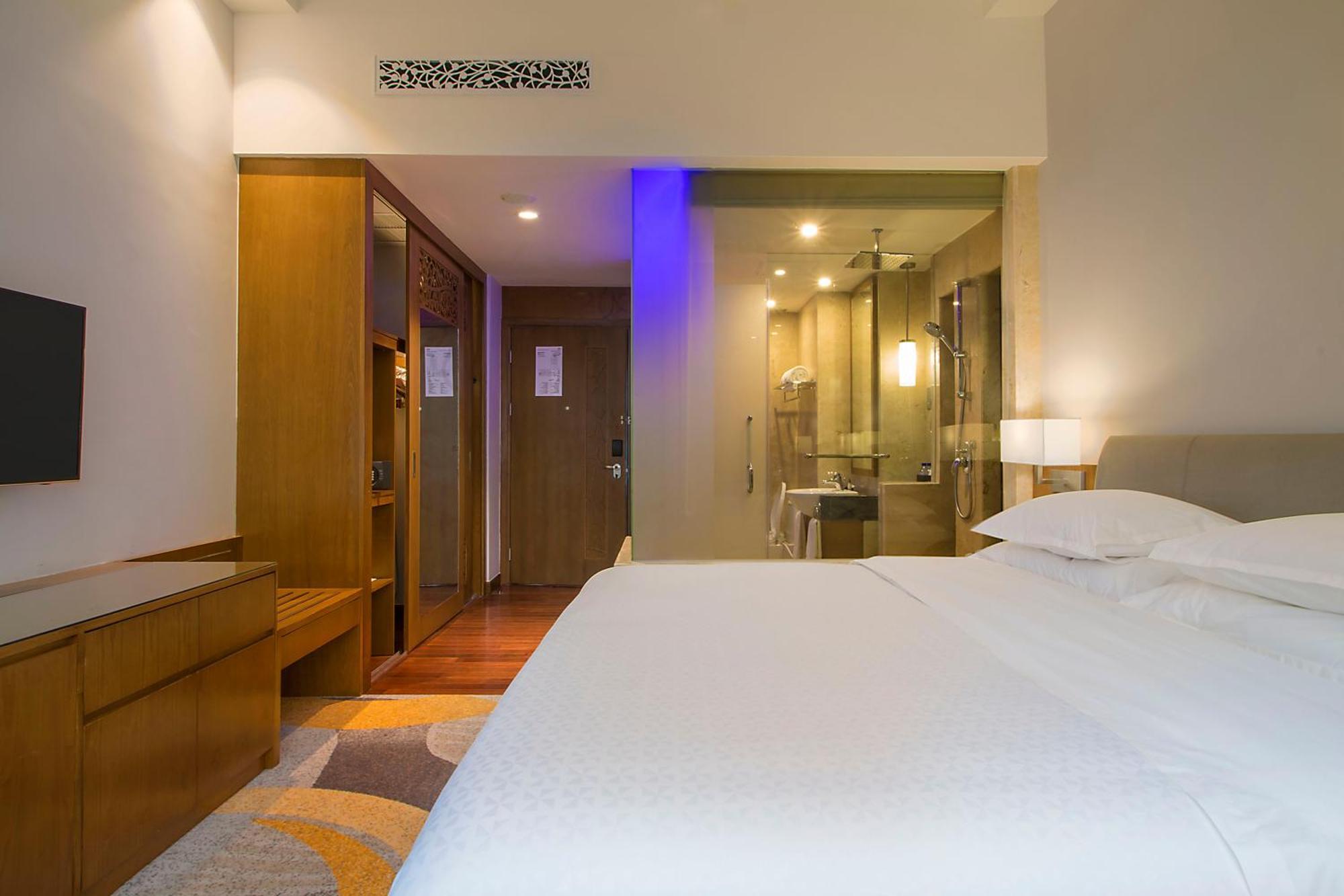 Four Points By Sheraton Manado Eksteriør billede