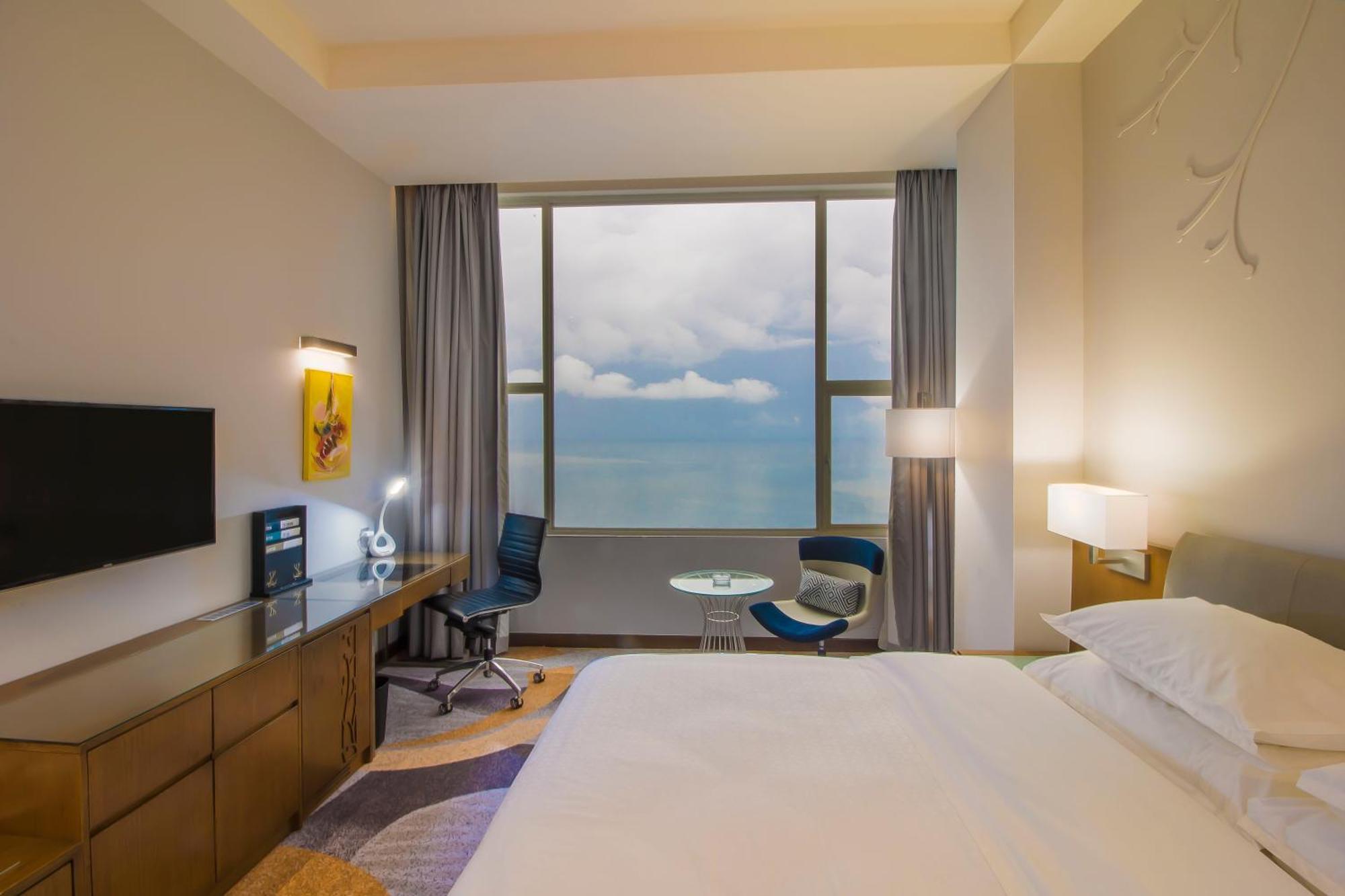 Four Points By Sheraton Manado Eksteriør billede