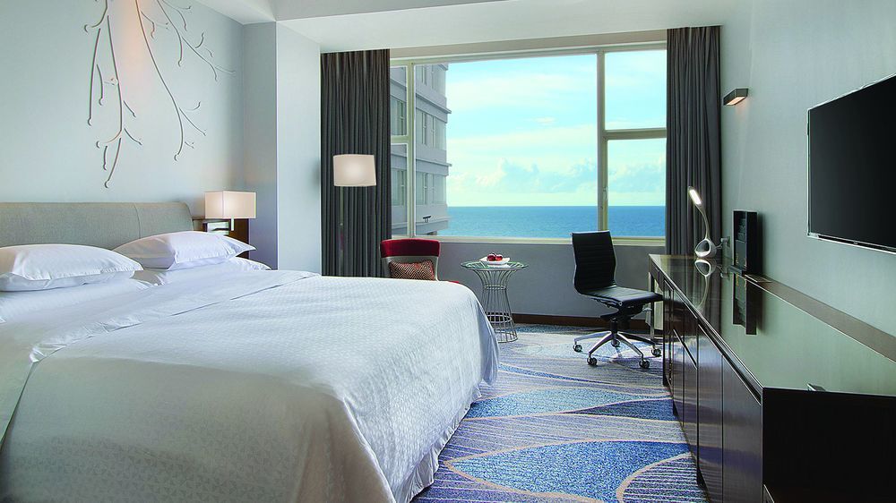Four Points By Sheraton Manado Eksteriør billede